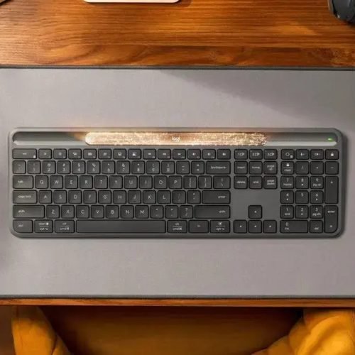 Logitech Revoluciona com Teclado Solar que Dispensa Tomadas